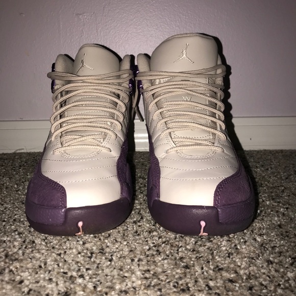 Jordan 12 - Picture 1 of 4